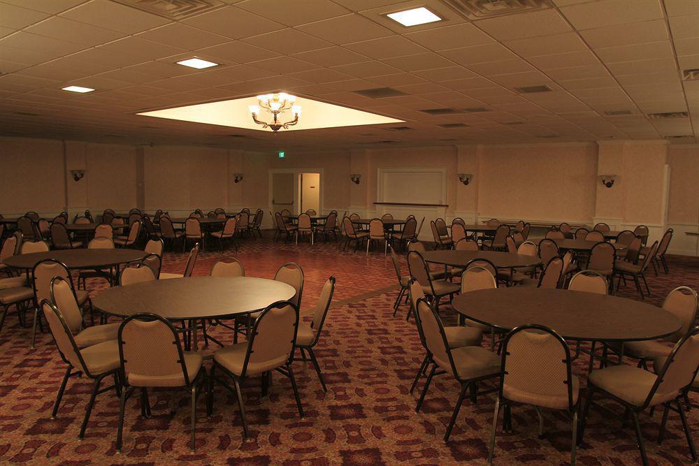 The Inn At Cobleskill Exterior foto